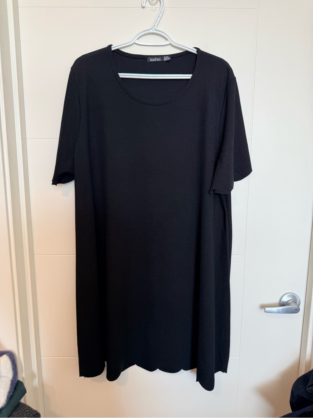 Boohoo Black Scallop Hem Midi Dress